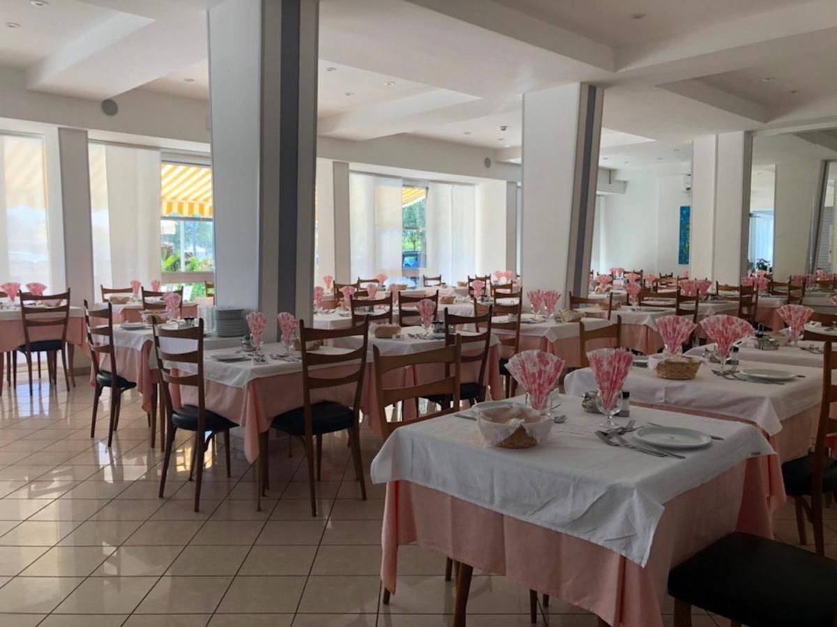Hotel Alda Cervia Dış mekan fotoğraf